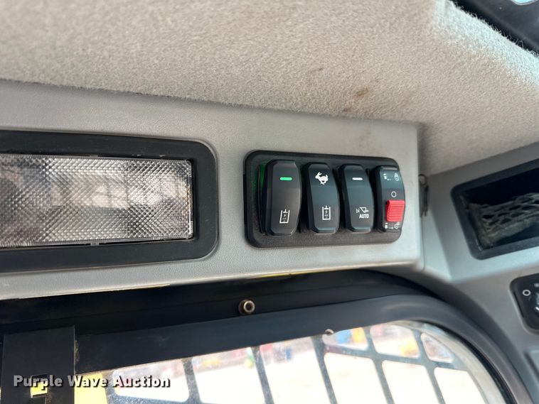 image for item DQ0590 2023 Caterpillar  259D3 tracked skid steer loader