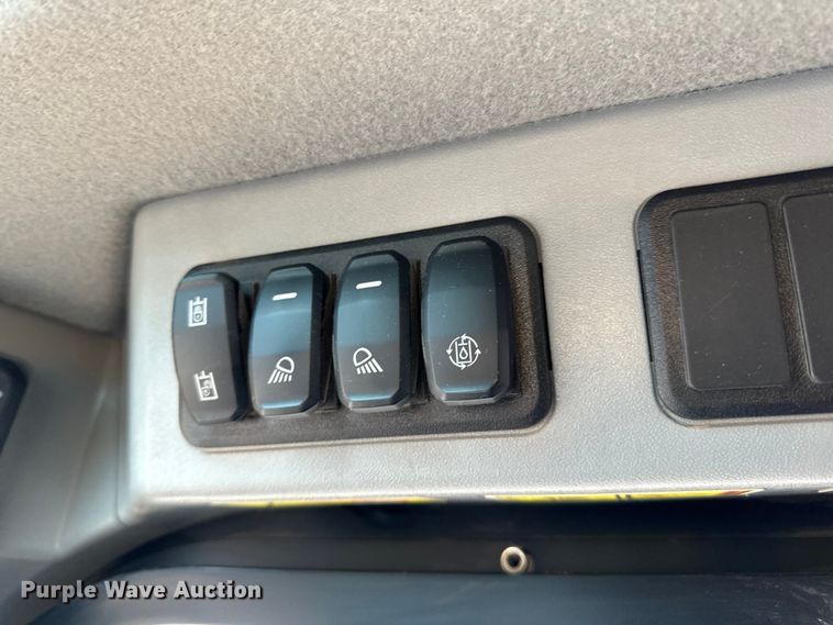 image for item DQ0590 2023 Caterpillar  259D3 tracked skid steer loader