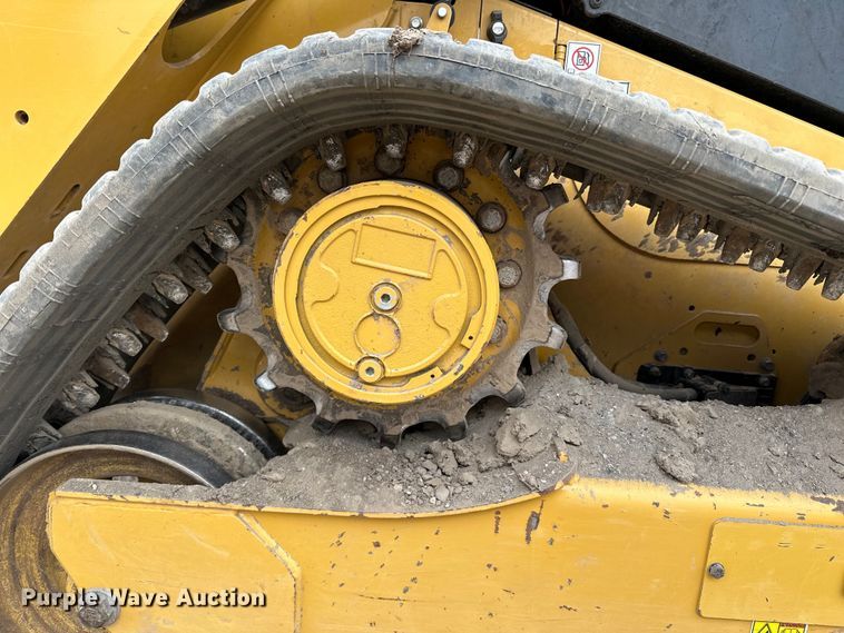 image for item DQ0590 2023 Caterpillar  259D3 tracked skid steer loader