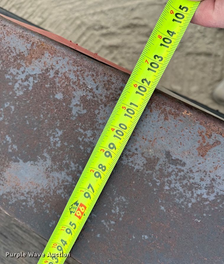 image for item DQ0591 2000 Towmaster equipment trailer