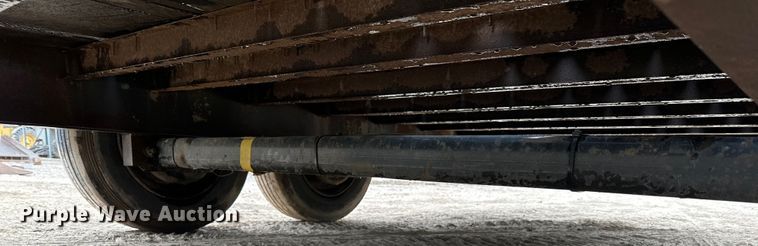 image for item DQ0591 2000 Towmaster equipment trailer