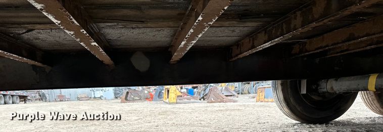 image for item DQ0591 2000 Towmaster equipment trailer