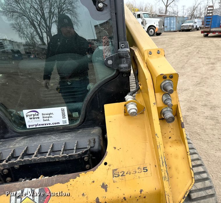 image for item DQ0592 2020 Caterpillar  259D3 tracked skid steer loader