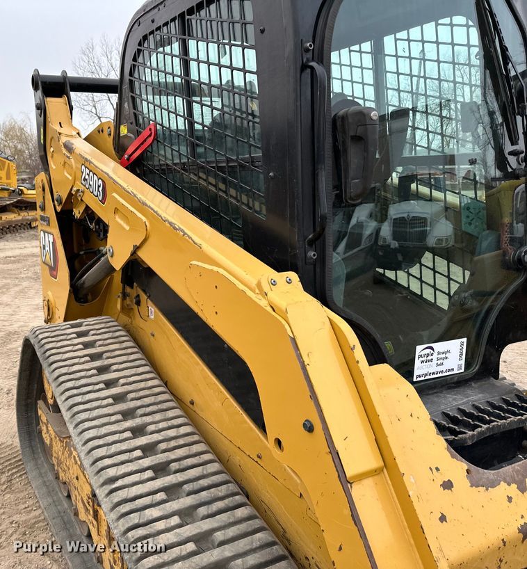 image for item DQ0592 2020 Caterpillar  259D3 tracked skid steer loader