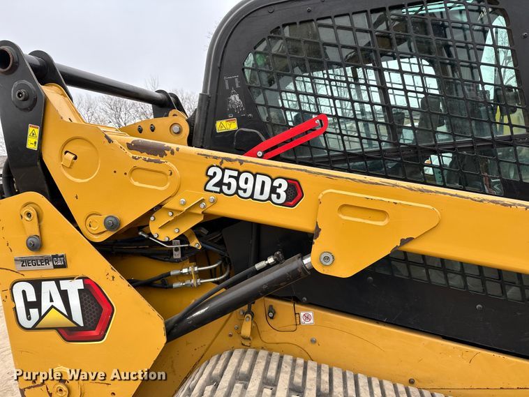 image for item DQ0592 2020 Caterpillar  259D3 tracked skid steer loader