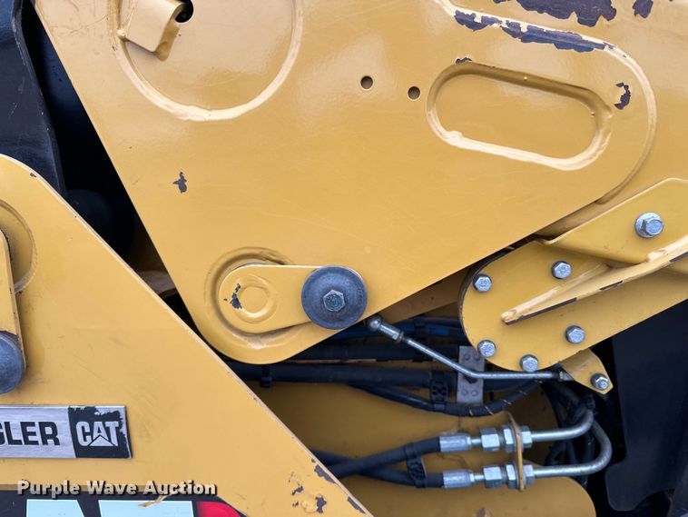 image for item DQ0592 2020 Caterpillar  259D3 tracked skid steer loader