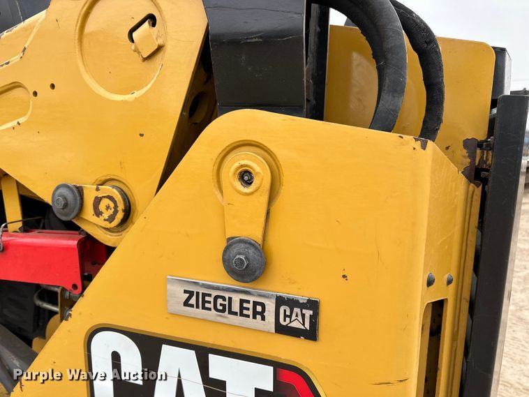 image for item DQ0592 2020 Caterpillar  259D3 tracked skid steer loader