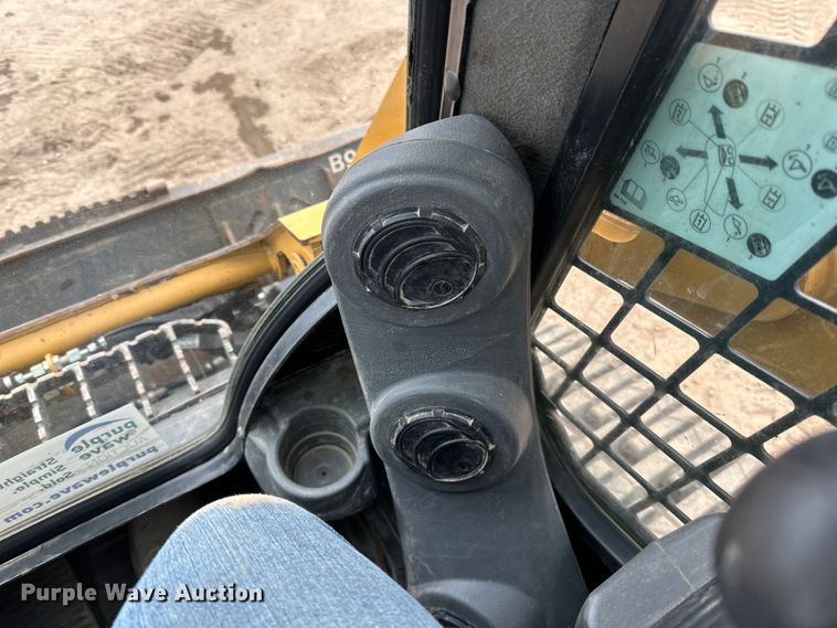 image for item DQ0592 2020 Caterpillar  259D3 tracked skid steer loader