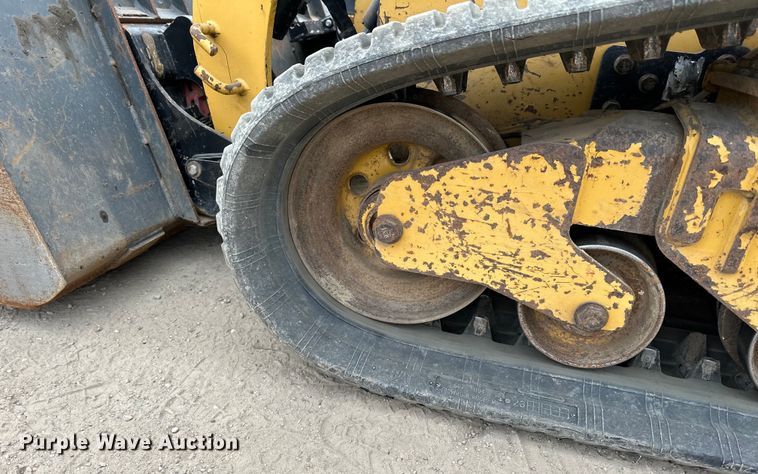image for item DQ0592 2020 Caterpillar  259D3 tracked skid steer loader