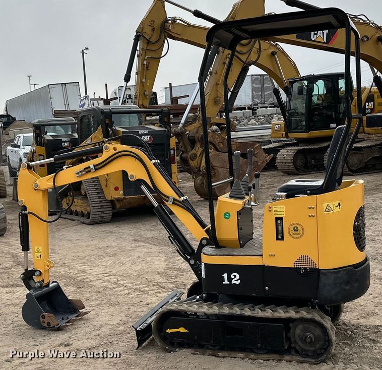 image for item DQ0594 2021 Agrotk YM10 mini excavator