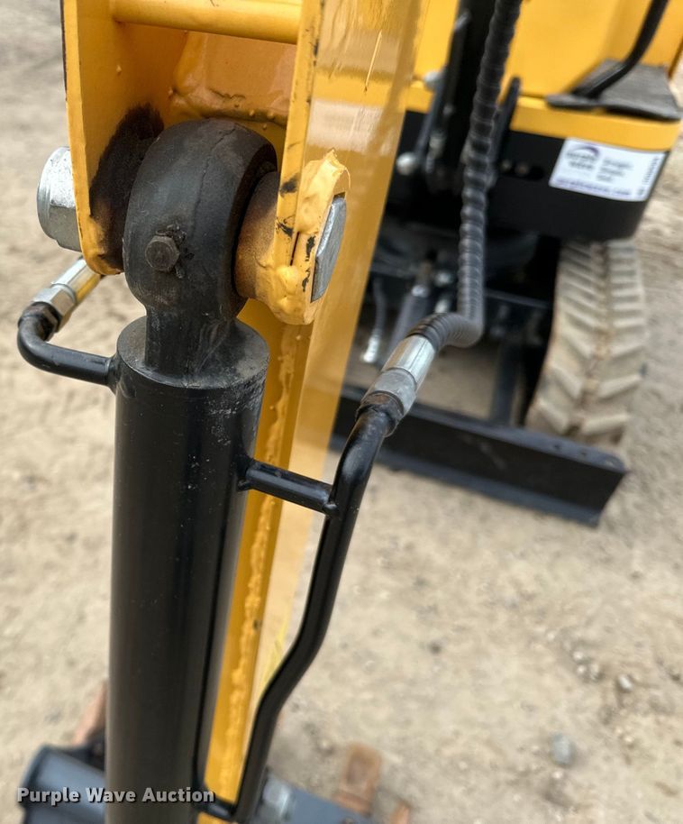 image for item DQ0594 2021 Agrotk YM10 mini excavator