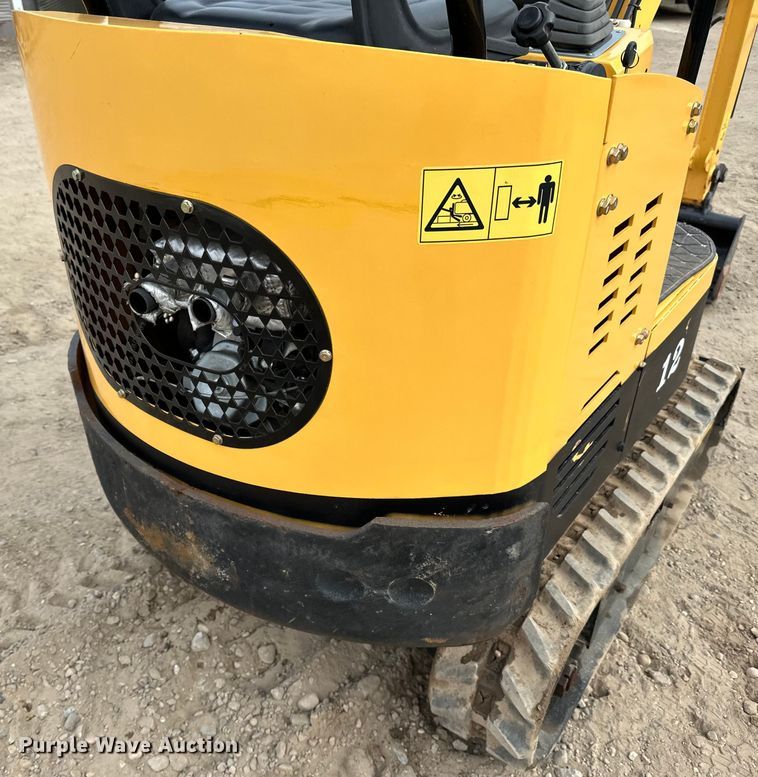 image for item DQ0594 2021 Agrotk YM10 mini excavator