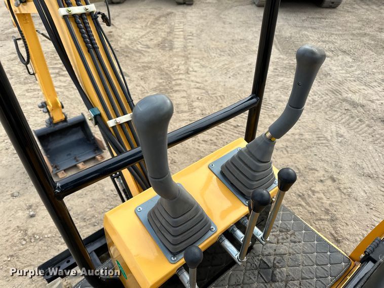 image for item DQ0594 2021 Agrotk YM10 mini excavator