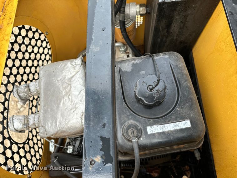 image for item DQ0594 2021 Agrotk YM10 mini excavator