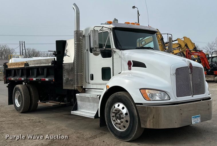 image for item DQ0595 2013 Kenworth  T370 dump truck