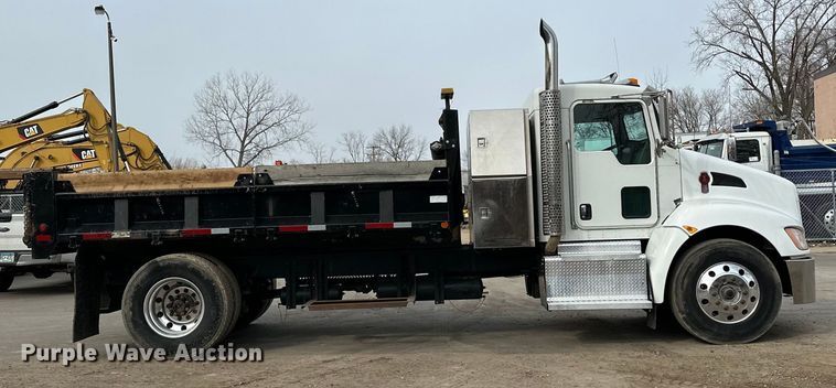 image for item DQ0595 2013 Kenworth  T370 dump truck