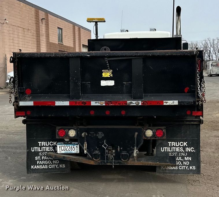 image for item DQ0595 2013 Kenworth  T370 dump truck