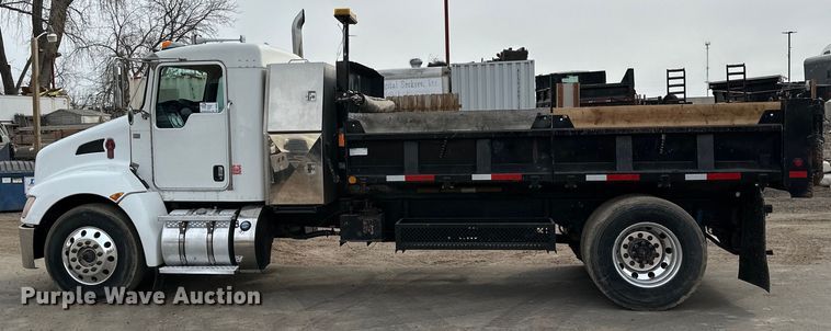 image for item DQ0595 2013 Kenworth  T370 dump truck