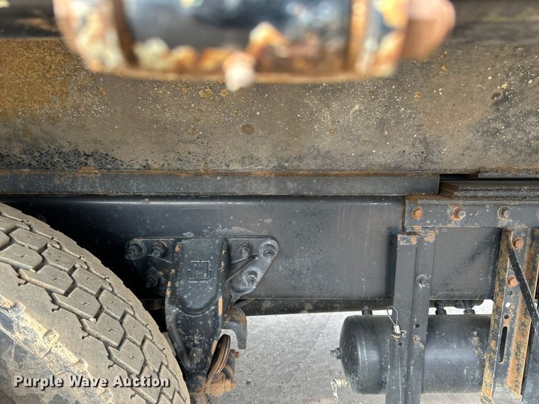 image for item DQ0595 2013 Kenworth  T370 dump truck