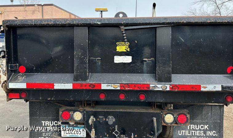 image for item DQ0595 2013 Kenworth  T370 dump truck