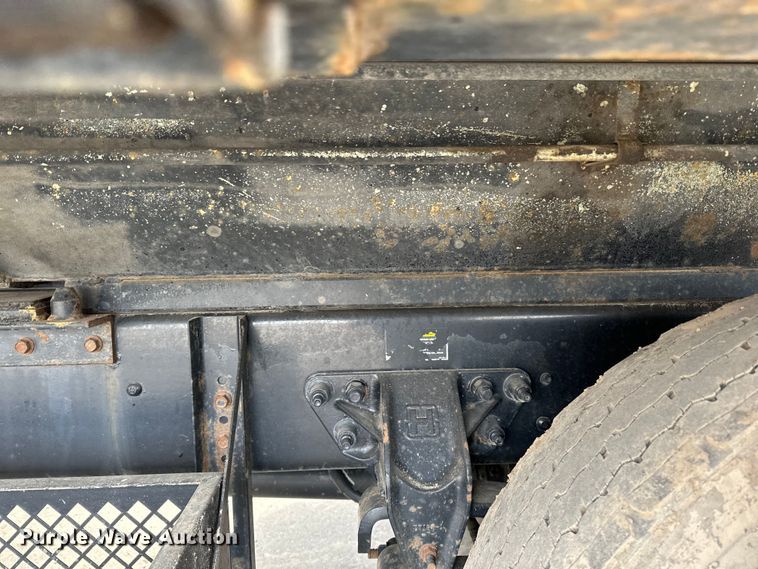 image for item DQ0595 2013 Kenworth  T370 dump truck