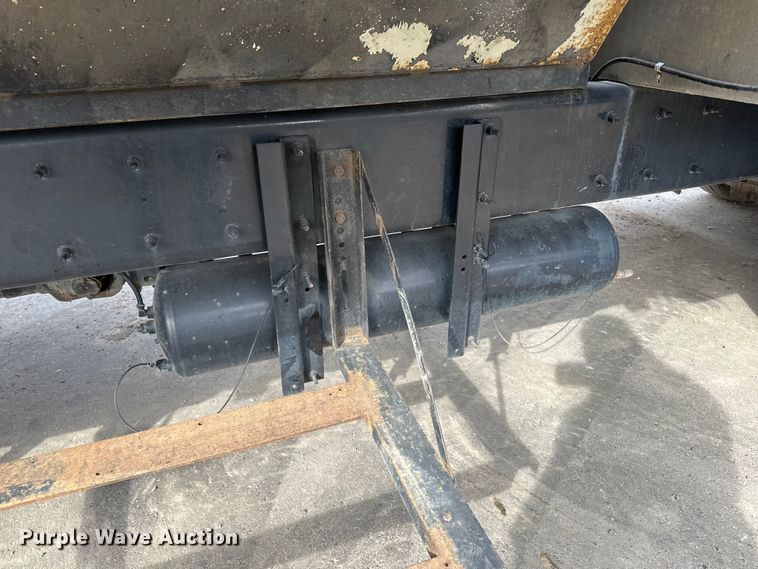 image for item DQ0595 2013 Kenworth  T370 dump truck