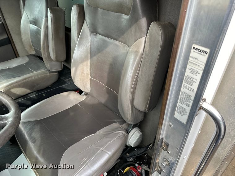 image for item DQ0595 2013 Kenworth  T370 dump truck