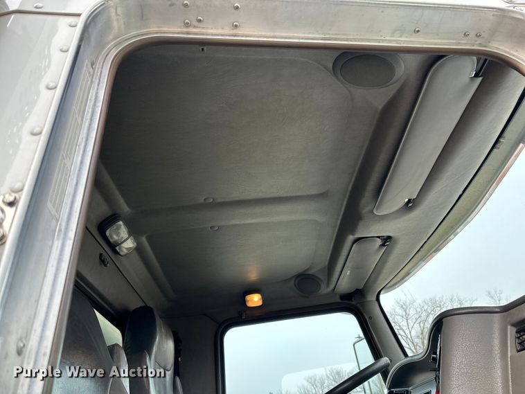 image for item DQ0595 2013 Kenworth  T370 dump truck