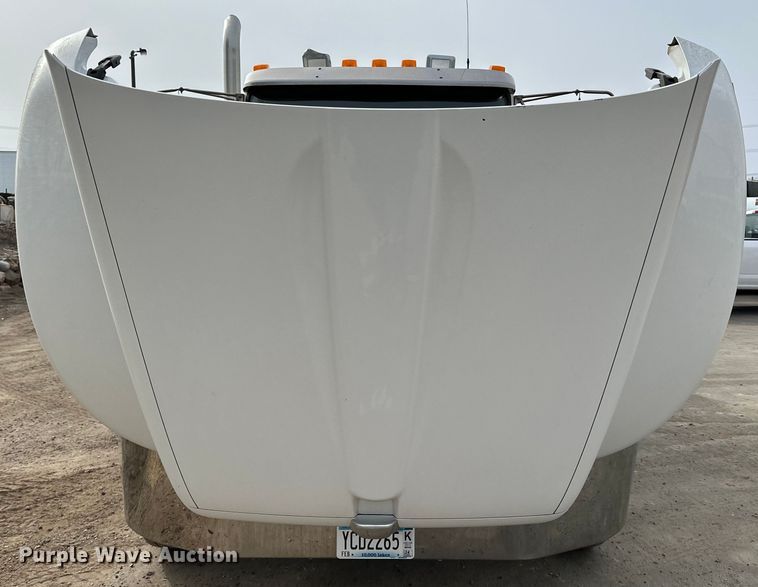 image for item DQ0595 2013 Kenworth  T370 dump truck