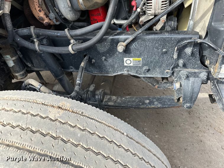 image for item DQ0595 2013 Kenworth  T370 dump truck