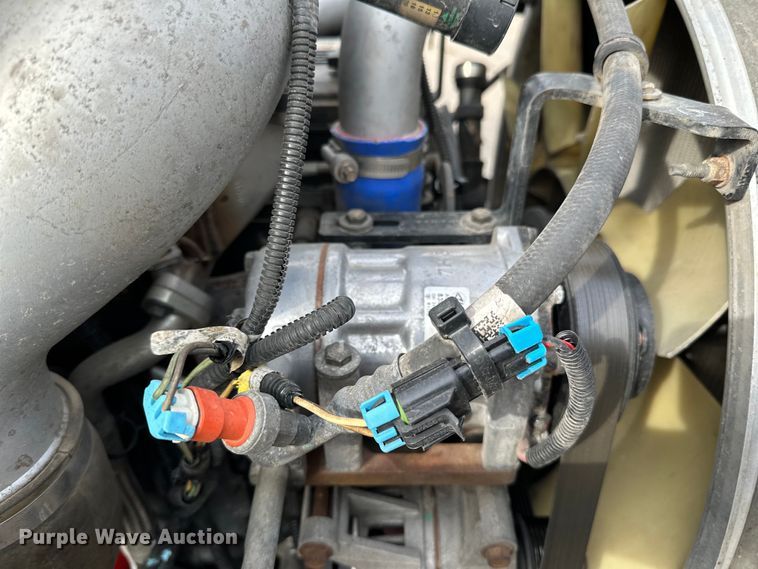 image for item DQ0595 2013 Kenworth  T370 dump truck