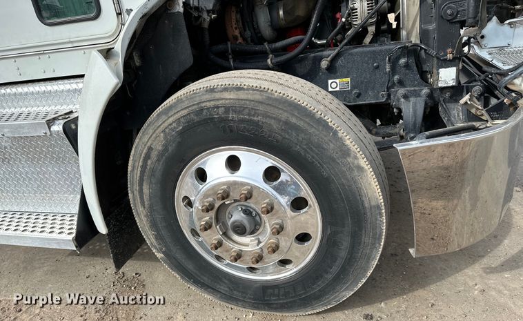 image for item DQ0595 2013 Kenworth  T370 dump truck