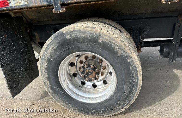 image for item DQ0595 2013 Kenworth  T370 dump truck