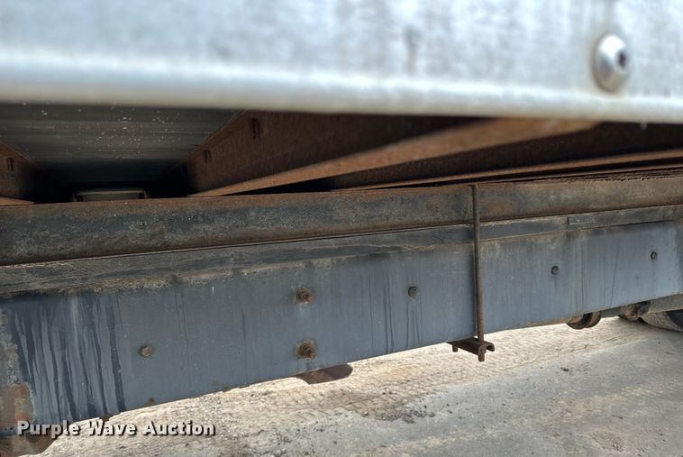 image for item DQ0596 2010 International  4300 box truck