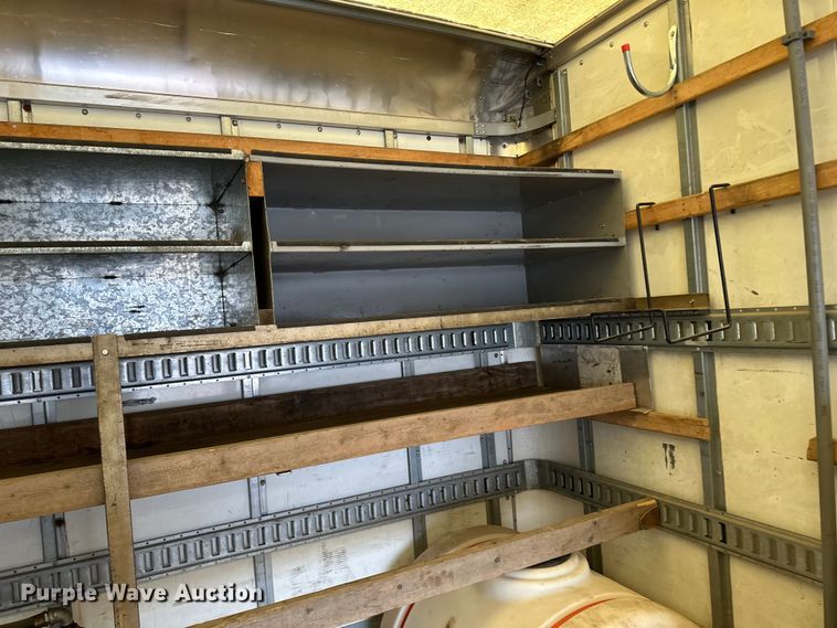 image for item DQ0596 2010 International  4300 box truck