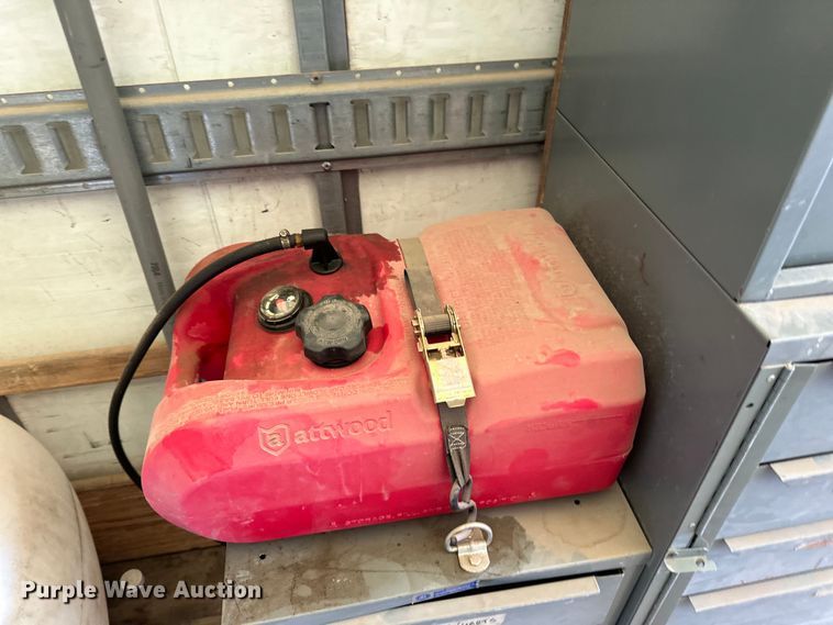 image for item DQ0596 2010 International  4300 box truck