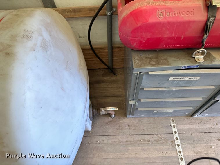 image for item DQ0596 2010 International  4300 box truck