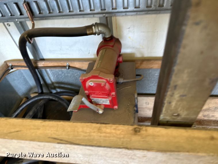 image for item DQ0596 2010 International  4300 box truck