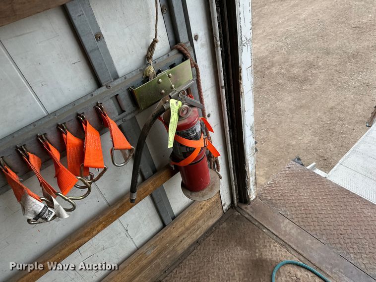 image for item DQ0596 2010 International  4300 box truck