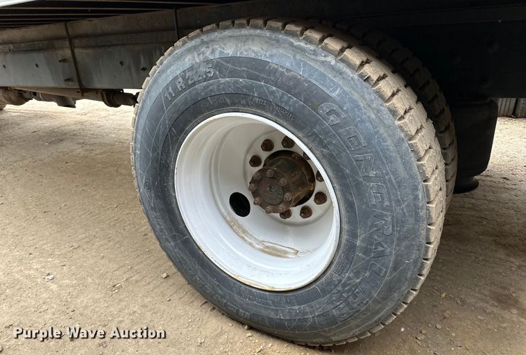 image for item DQ0596 2010 International  4300 box truck