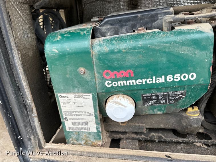 image for item DQ0596 2010 International  4300 box truck