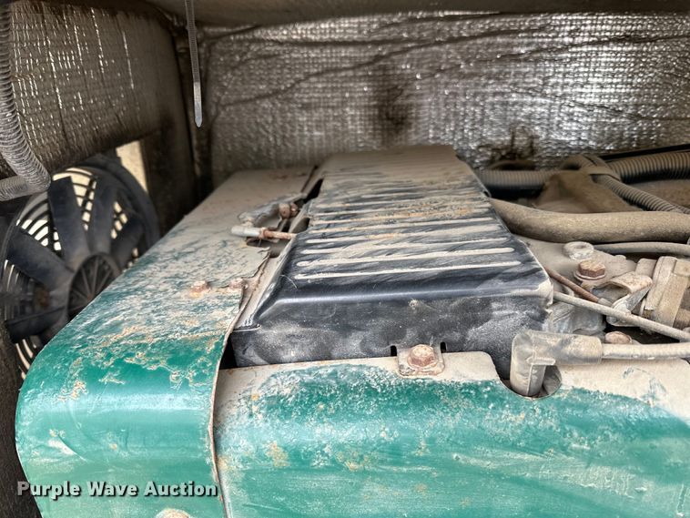 image for item DQ0596 2010 International  4300 box truck