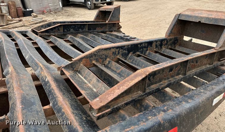 image for item DQ0597 1996 Towmaster OT50 equipment trailer