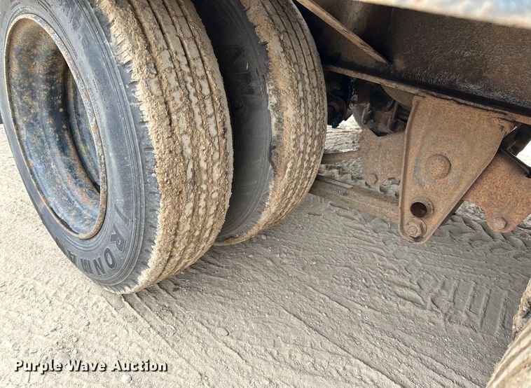 image for item DQ0597 1996 Towmaster OT50 equipment trailer