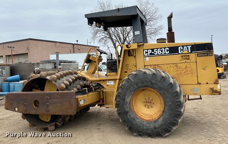 image for item DQ0599 1999 Caterpillar  CP-563C single drum vibratory roller