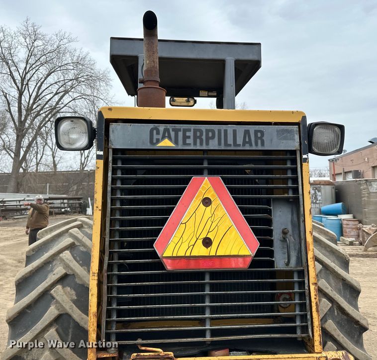 image for item DQ0599 1999 Caterpillar  CP-563C single drum vibratory roller