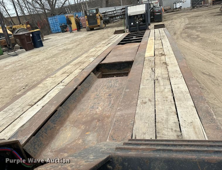 image for item DQ0601 2013 Talbert T4-55SA-HRG-IEC3 lowboy equipment trailer