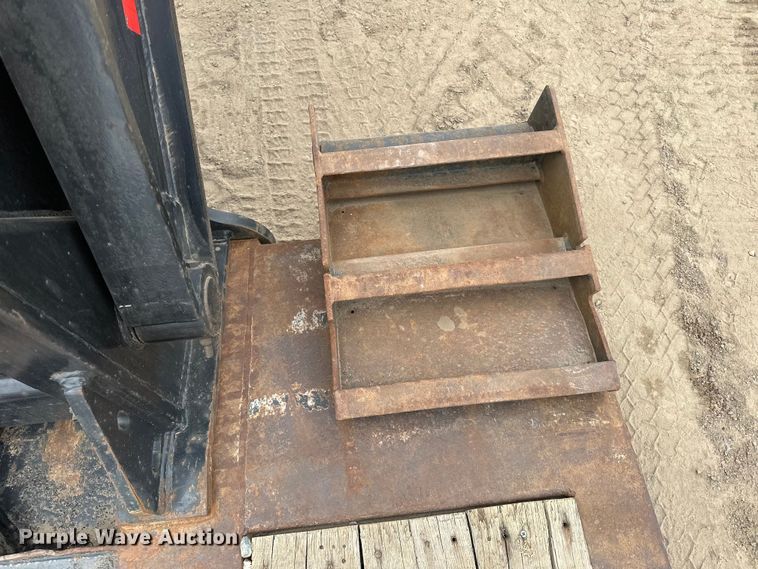 image for item DQ0601 2013 Talbert T4-55SA-HRG-IEC3 lowboy equipment trailer