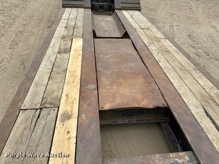 image for item DQ0601 2013 Talbert T4-55SA-HRG-IEC3 lowboy equipment trailer