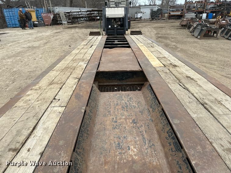 image for item DQ0601 2013 Talbert T4-55SA-HRG-IEC3 lowboy equipment trailer